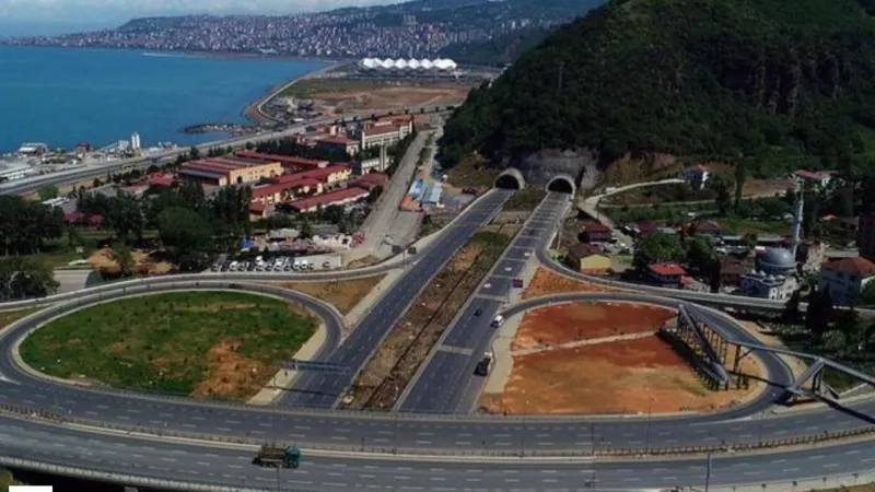 28 Kilometrelik Mühendislik Harikası: 17 Tünel 55 Köprü'den Oluşuyor Şehir Trafiği Sil Baştan Yenileniyor