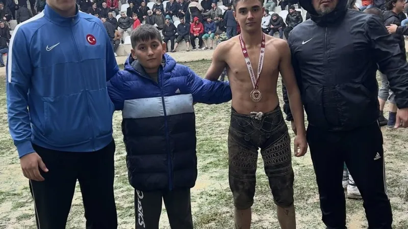 Niksar'ın Gururu! Muhammet Ali Uslu'dan Altın Madalya!