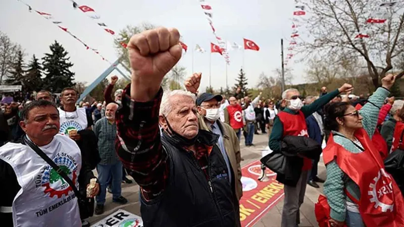 AİHM ve AYM karar verdi: Sendikaları kapanan emekliler ne yapmalı?