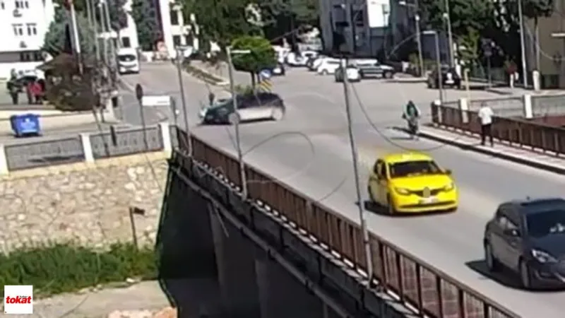 Amasya'da Feci Kaza! Motosikletli Aile Hayata Tutundu Mu?