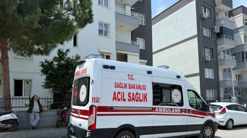 Apartmanın girişinde ölü olarak bulunan kadın yakınlarını yasa boğdu