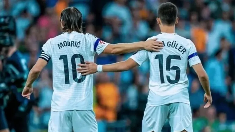 Arda Güler'den Modric'e Duygusal Veda! Real Madrid'de Şok Ayrılık mı?