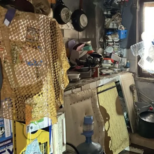 Aydın'da Şok! Çöp Evden 4 Kamyon Çöp ve Sürpriz Canlılar Çıktı!