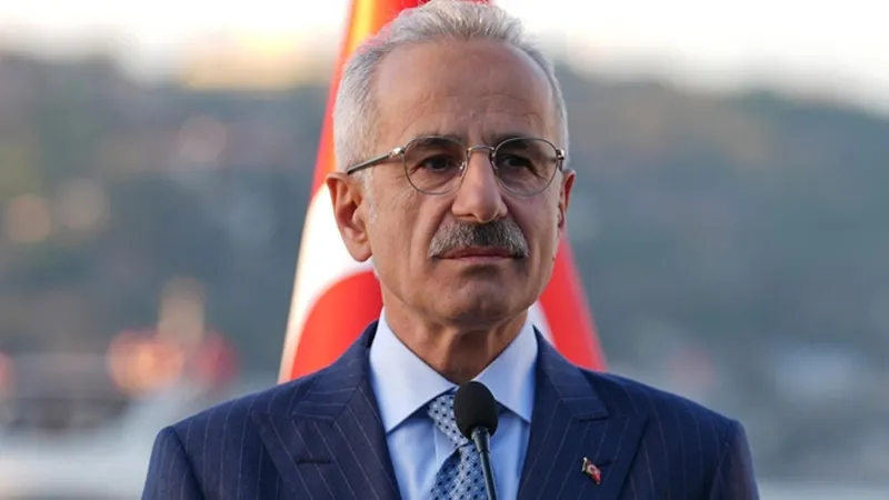 Bakan Uraloğlu: AJet Şam'a uçak seferleri düzenleyecek