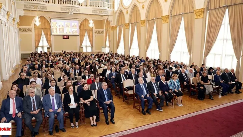 Bakü'de Tarihi Türkoloji Konferansı! 100 Yıllık Hedefe Doğru