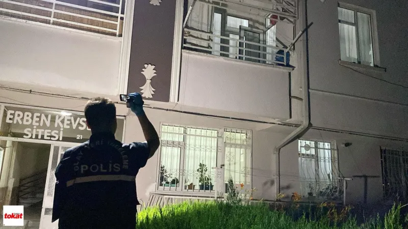 Konya'da Balkon Faciası! 7 Yaşındaki Çocuk Ölümle Burun Buruna