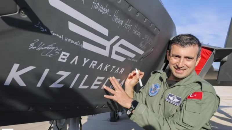 Bayraktar KIZILELMA, Görüş Ötesi Hava-Hava Füzesiyle Tarih Yazdı!