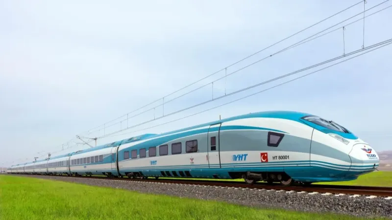 Bayramda Tren Seferleri Artıyor! YHT'de Ek Koltuk Müjdesi!