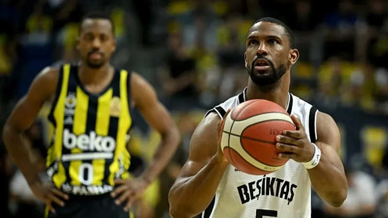Beşiktaş'tan Fener'e Şok Sözler: Kara Leke!