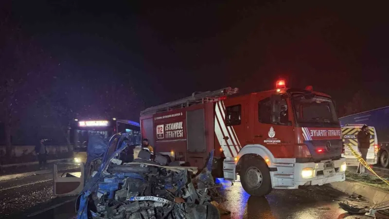 Beton Mikseri Faciası! İstanbul'da Zincirleme Kaza: 2 Ölü, 6 Yaralı