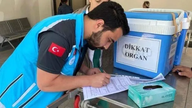 Beyin Kanaması Sonrası Mucize! Organları 3 Can Kurtardı