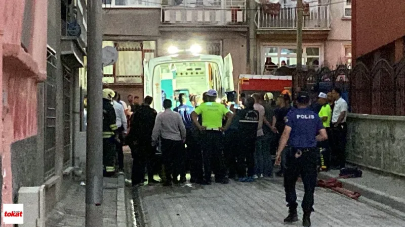 Boşanma Sonrası Kriz: Boğazına Bıçak Dayayıp Evini Ateşe Verdi