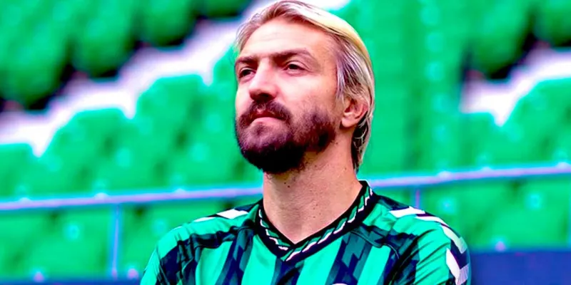 Caner Erkin'e rekor ceza: 13 maç yok