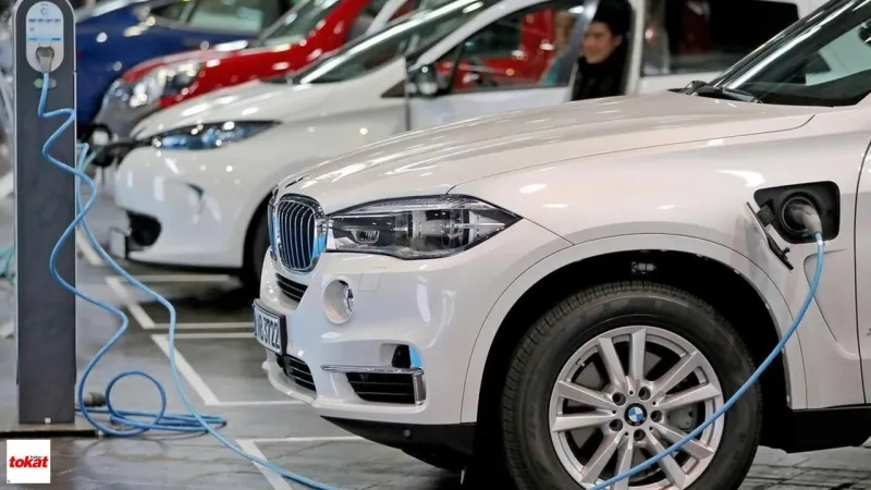 ÇEVRECİ DEĞİLMİŞ! Avrupa’da Büyük Hibrit Skandalı: CO² Salınımı 5 Kat Fazla! Cebinizden Yılda Fazladan 582 Dolar Çıkıyor