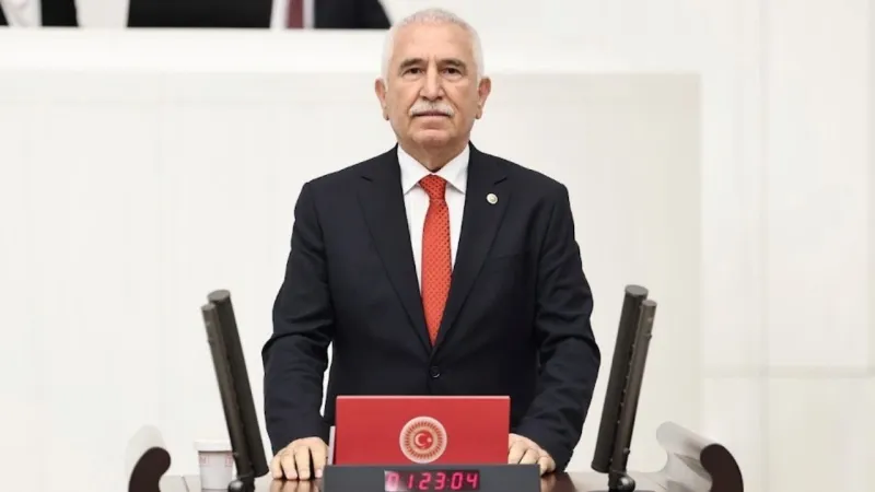 CHP'li Durmaz: “Sütü Üreten Zararda, İzleyen Hükümet Nerede?”