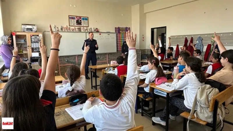Çocuklar Hayallerine Adım Atıyor: Sınıflarını Mesleklerle İsimlendirdiler