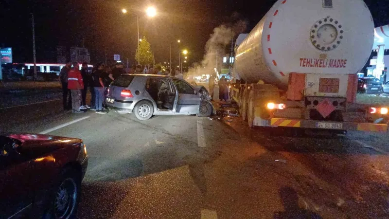 Çorum'da Feci Kaza: Akaryakıt Tankeri ile Çarpışan Otomobilin Sürücüsü Hayatını Kaybetti