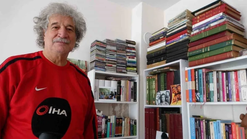 Malatya'da Kitap Aşkı: Depremzede Adam 40 Çuval Kitapla Hayata Tutundu!