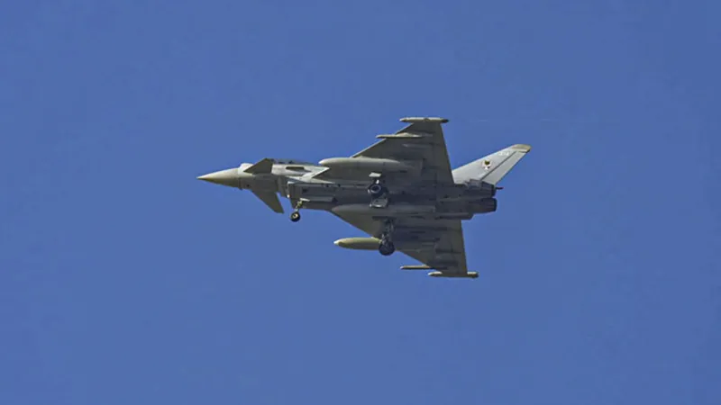Der Spiegel: Alman hükümeti, Türkiye'ye Eurofighter Typhoon teslimatının önünü açtı