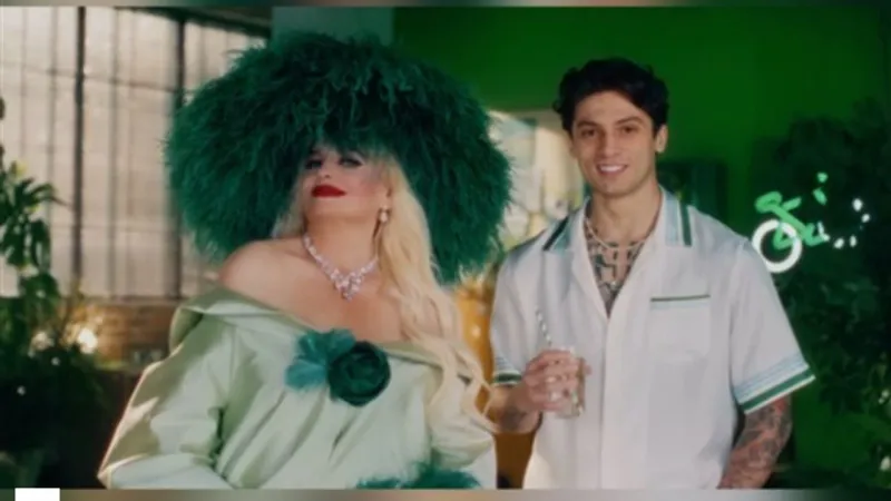 Afrodit Banu Alkan ve Çakal Düetiyle DİMES Reklamı Rekor Kırdı!