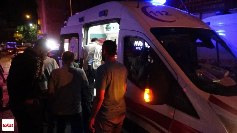 Düğün Yolunda Kan Aktı: Yol Verme Kavgasında Bıçaklar Konuştu, 2’si Ağır 5 Yaralı