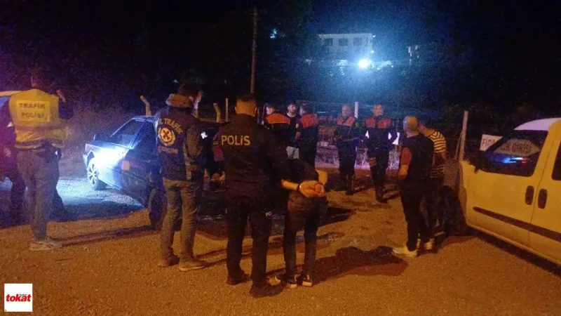 “Dur” İhtarına Uymayan Sürücü Polisten Kaçtı, Yakalandı: 45 Bin TL Ceza