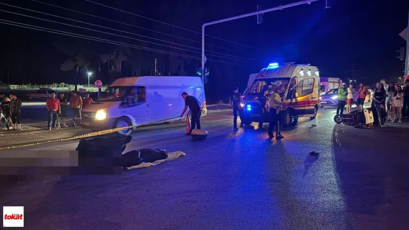 Elektrikli motosikletle tıra çarptı: 45 yaşındaki kadın yaşamını yitirdi