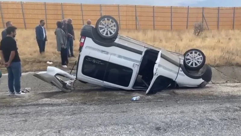 Erzincan-Gümüşhane Kara Yolunda Korkutan Kaza: 4 Yaralı