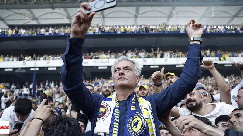 Fenerbahçe Kanatları Premier Lig’den Açıyor: Mourinho'nun Hedefinde İki Yıldız Var