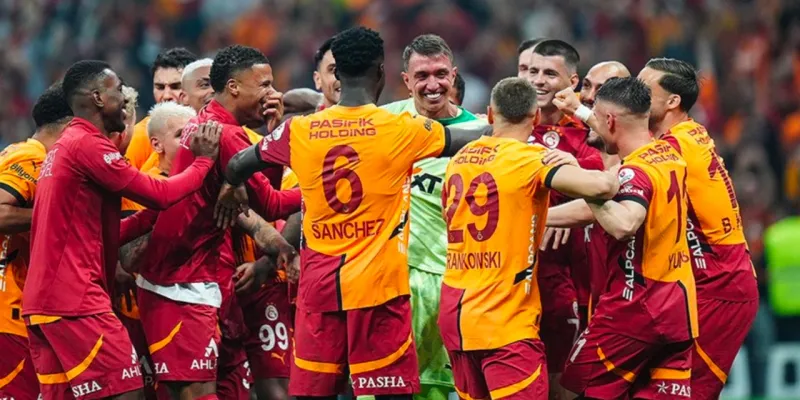 Osimhen Bombası: Galatasaray Fenerbahçe'yi Nasıl Çökertir?