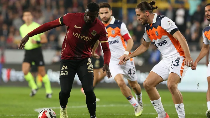 Gençlerbirliği Başakşehir'i Devirdi! Süper Lig'de Şok Skor