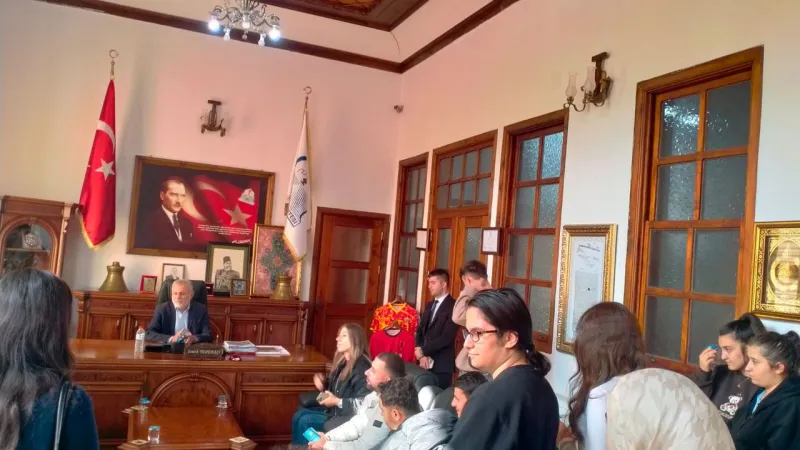 GOP Üniversitesi Öğrencilerinden Tarihi Yerlerine Ziyaret