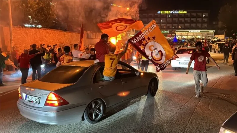 GS Şampiyonluk Coşkusu! Yenikapı'da Tarihi Kutlama
