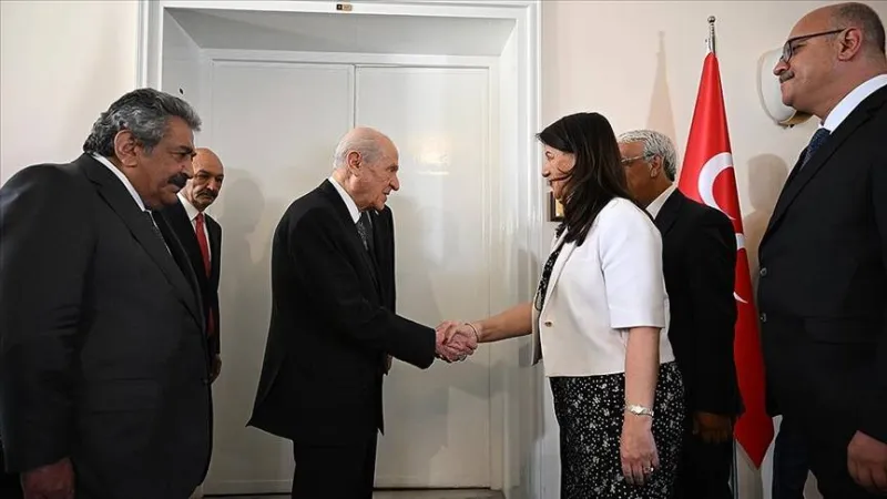 Selvi'den Şok Sözler: Bahçeli ve Buldan'a Haksızlık Ediliyor!