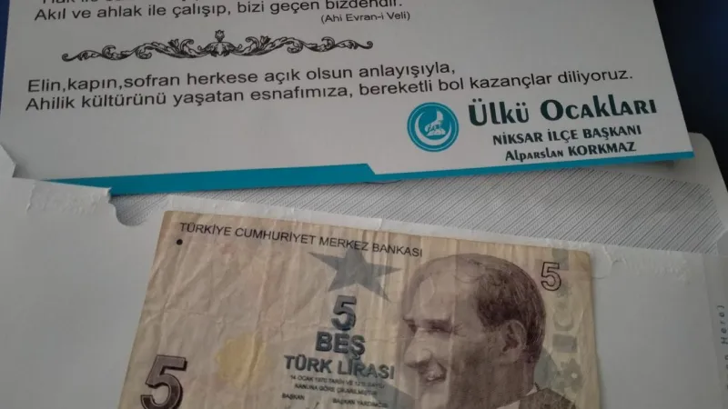 Niksar Esnafı Şaşkın! Sabah Siftahında Ne Buldular?