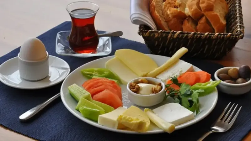 Kalp Sağlığı Alarm Veriyor! Kahvaltı Alışkanlıklarınız Tehlikeli mi?