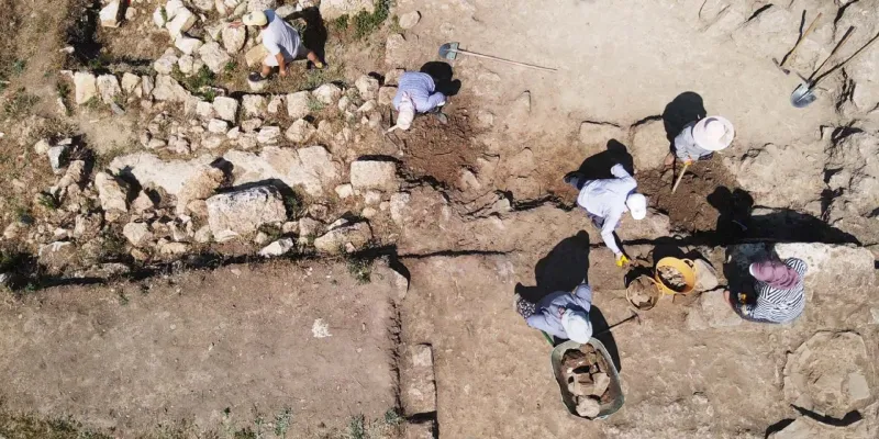 Muğla'da Antik Kentten Şok Keşif! Dükkanlar Gün Yüzüne Çıkıyor