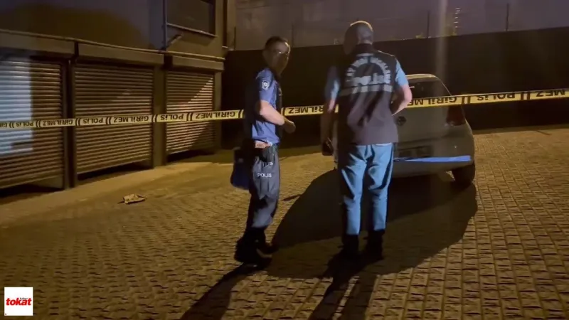 Kendisine beyzbol sopası ile saldıran kişiyi silahla vurdu