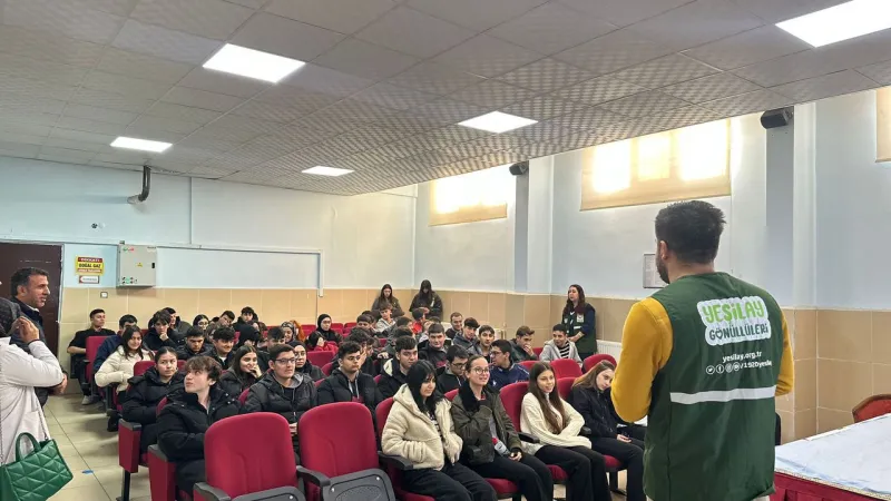 Liseli Gençlere Teknoloji Uyarısı: Dengeyi Nasıl Kuracağız?