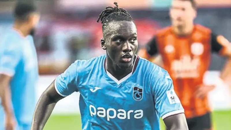 Mendy Rennes'e mi Gidiyor? Trabzonspor'dan Şok Fiyat!