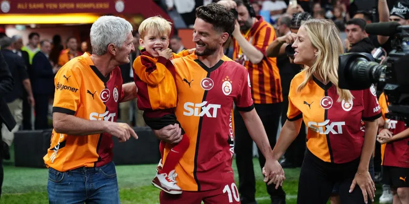 Mertens İstanbul'dan ayrıldı
