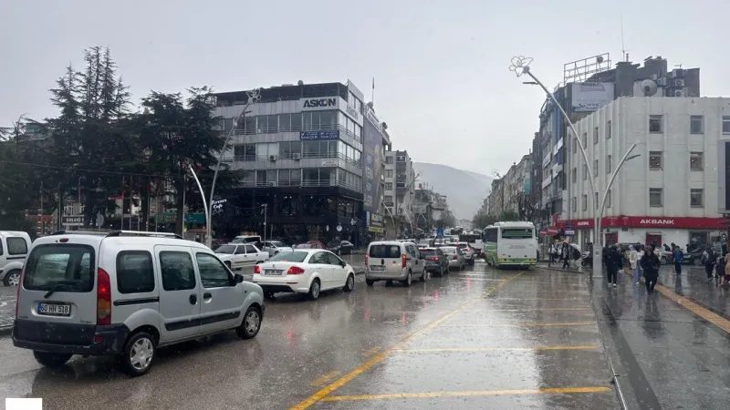 Meteoroloji Uyardı: Tokat ve Yurt Genelinde Yağışlı Hava Etkisini Artırıyor