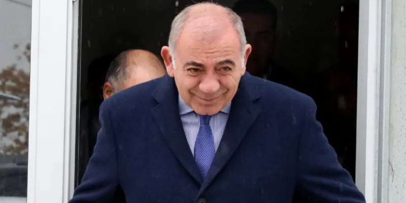 Kayyumdan Skandal Sözler: Vekillere Gaz, Darbe ve Demokrasi!