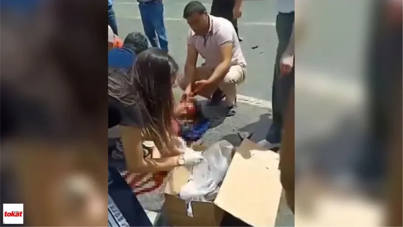 Motosikletle Ticari Araç Kafa Kafaya Çarpıştı: 1 Kişi Hayatını Kaybetti