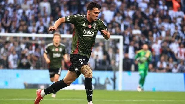 Beşiktaşlı Mustafa Erhan Hekimoğlu YKS'de Ter Döktü! Sonuçlar Ne Olacak?
