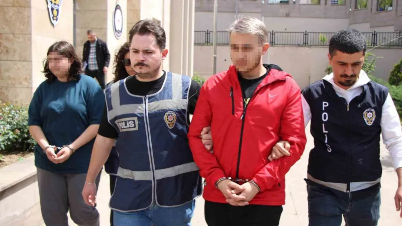 Aile İhaneti! Dedenin Altın Kasasını Ev Anahtarıyla Açtılar! Şok Gelişme