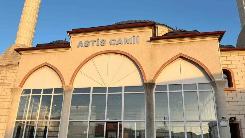 Aydın'da Şok Ölüm! Müezzin Namaz Kıldırırken Kalp Krizinden Vefat Etti