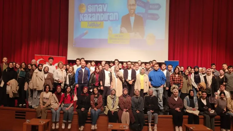 Gri Koç'tan Sınav Taktikleri: Bursa'da Gençler Coştu!