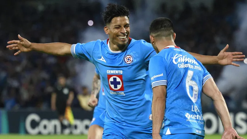 Concacaf'ta Şok! Tigres Elendi, Cruz Azul Finalde!