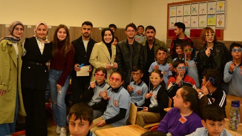 Erbaa'dan Minik Medya Dedektifleri! Çocuklar Dijital Dünyayı Öğreniyor
